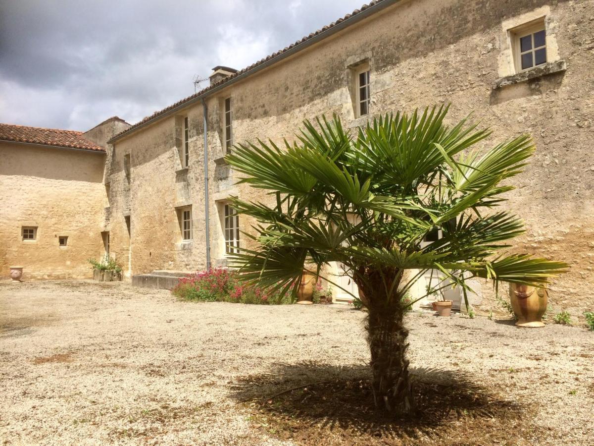 Logis De La Touche Bed & Breakfast Saint-Hilaire-des-Loges Exterior foto